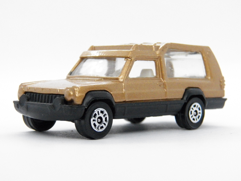 Illustration for article titled Is it Friday yet? Corgi Matra Rancho! 1:64